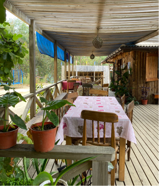 Restaurante y Artesanía Los Troncos